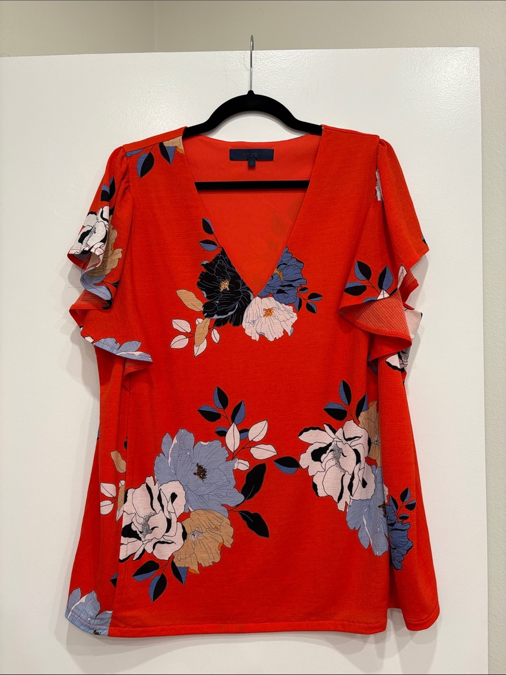 Rachel Roy - Red Floral Print V-Neck - 1X - EUC